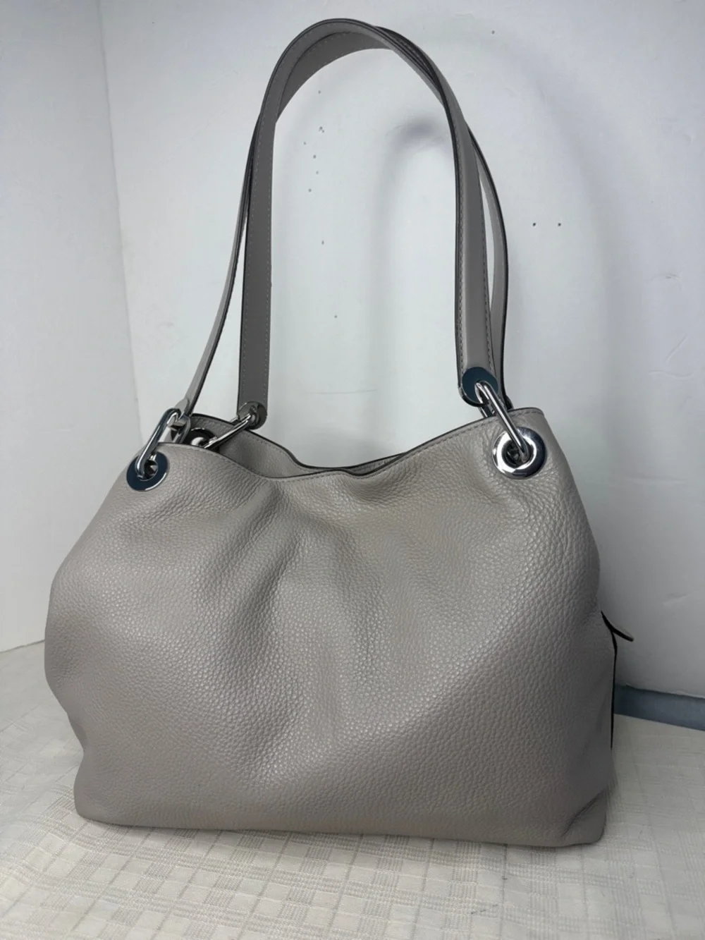 Michael Kors Raven Large Pebbled Leather Tote, Pearl Grey Bag /Wallet set.
